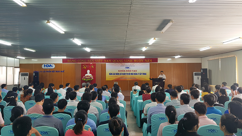 ĐÀO TẠO KỸ NĂNG QUẢN LÝ CẤP TRUNG CHO CBCNV CÔNG TY